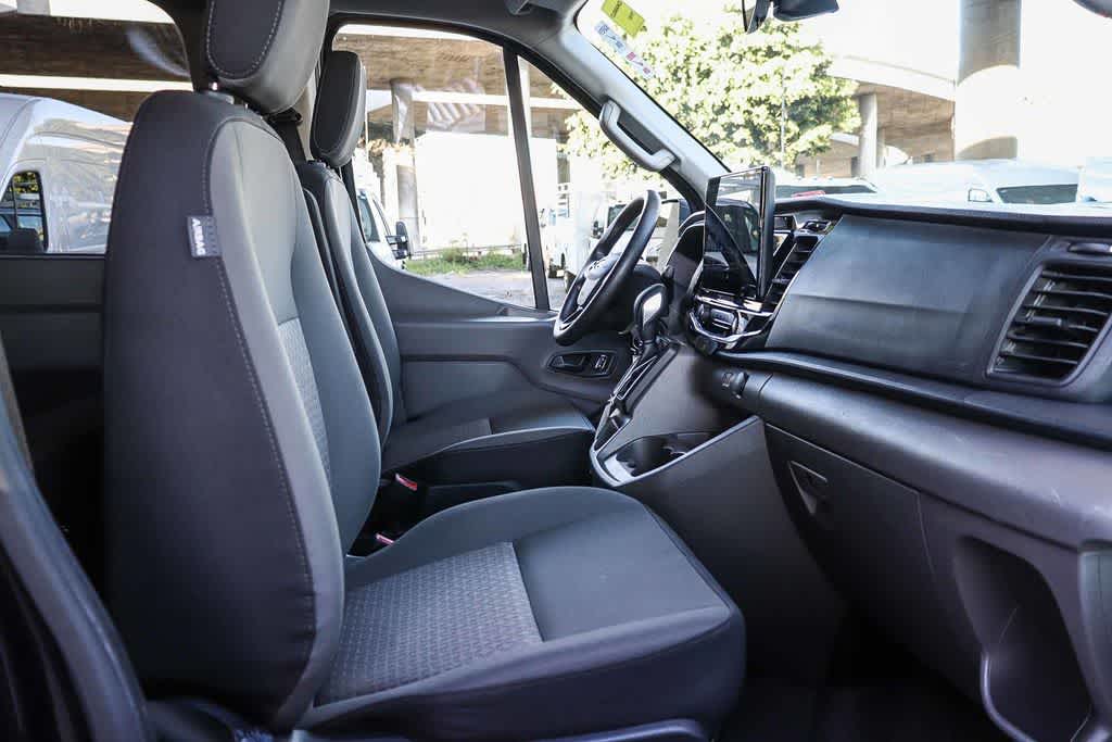 Thumbnail: 2024 Ford Econoline - 16