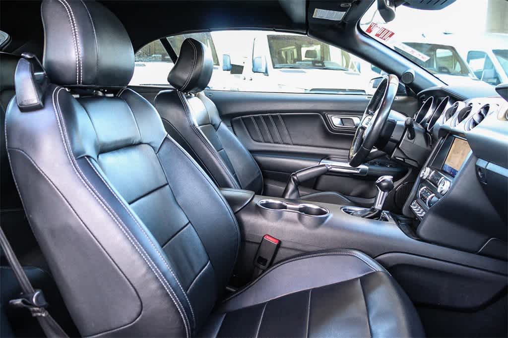 Thumbnail: 2022 Ford Mustang - 22