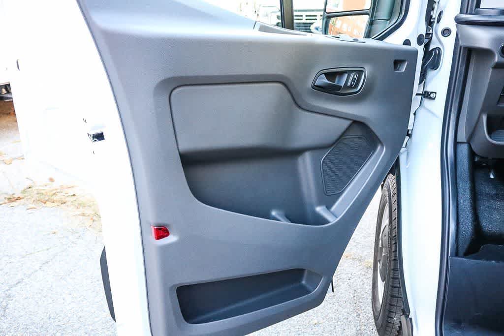 Thumbnail: 2026 Ford Transit Series - 19