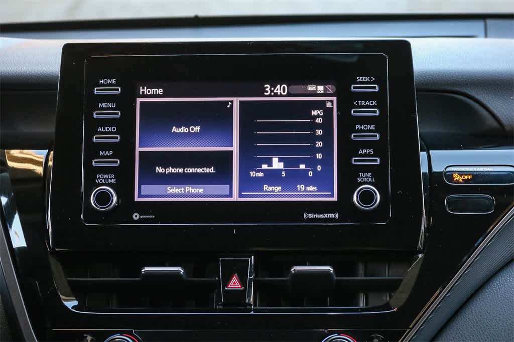 Thumbnail: 2022 Toyota Camry - 15