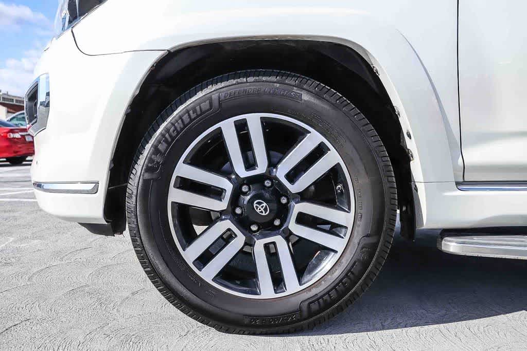 Thumbnail: 2018 Toyota 4Runner - 10