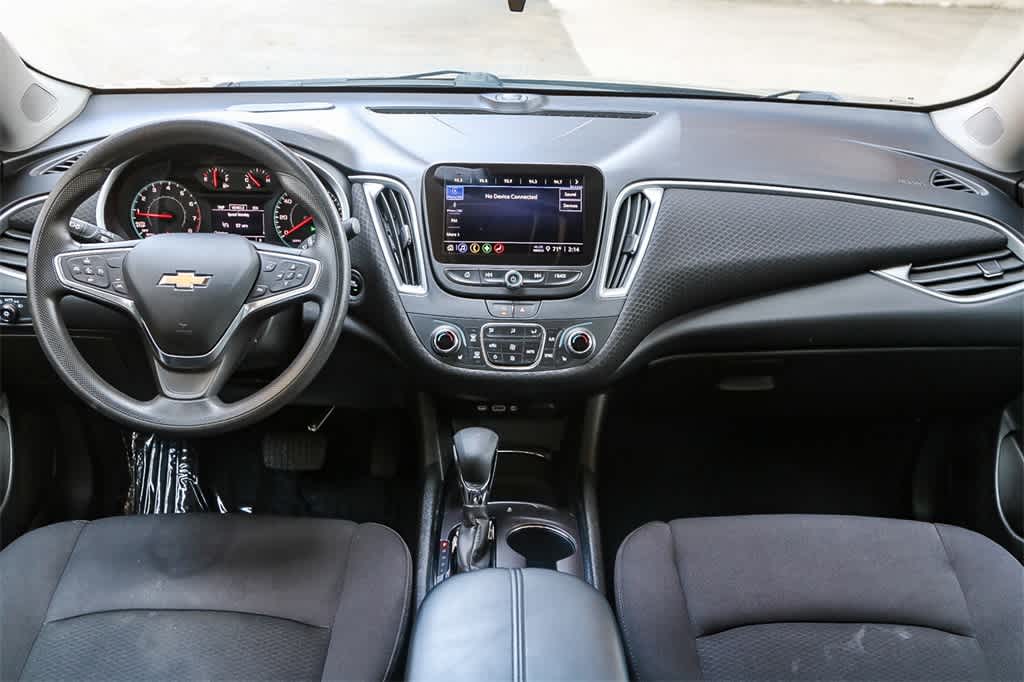 Thumbnail: 2023 Chevrolet Malibu - 12