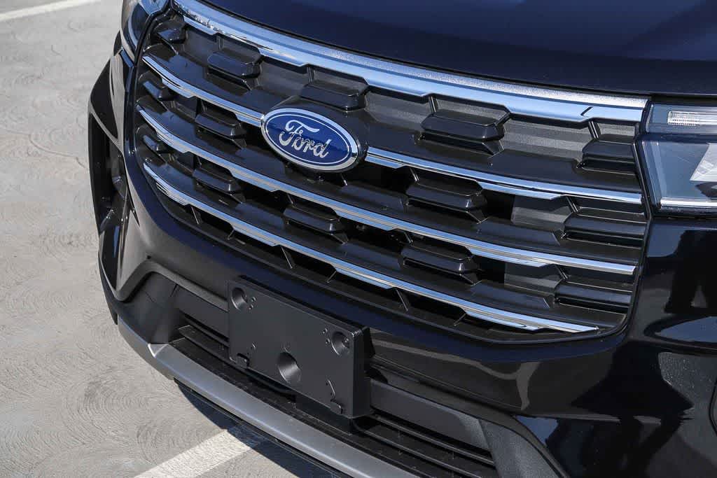 Thumbnail: 2026 Ford Explorer - 8