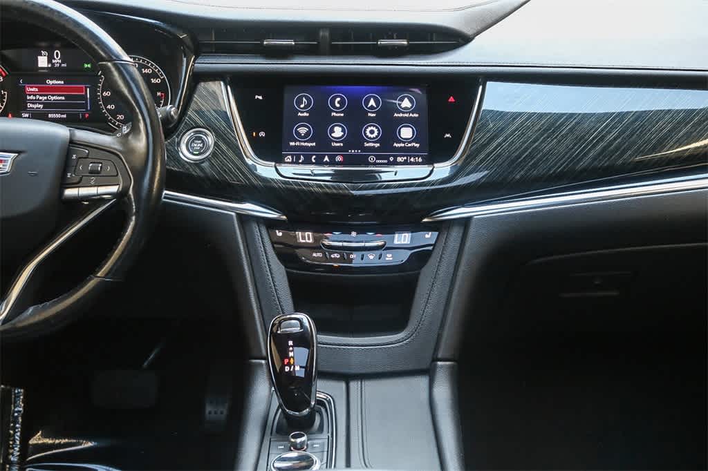 Thumbnail: 2022 Cadillac XT6 - 13