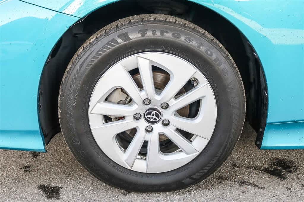 Thumbnail: 2018 Toyota Prius Prime - 11