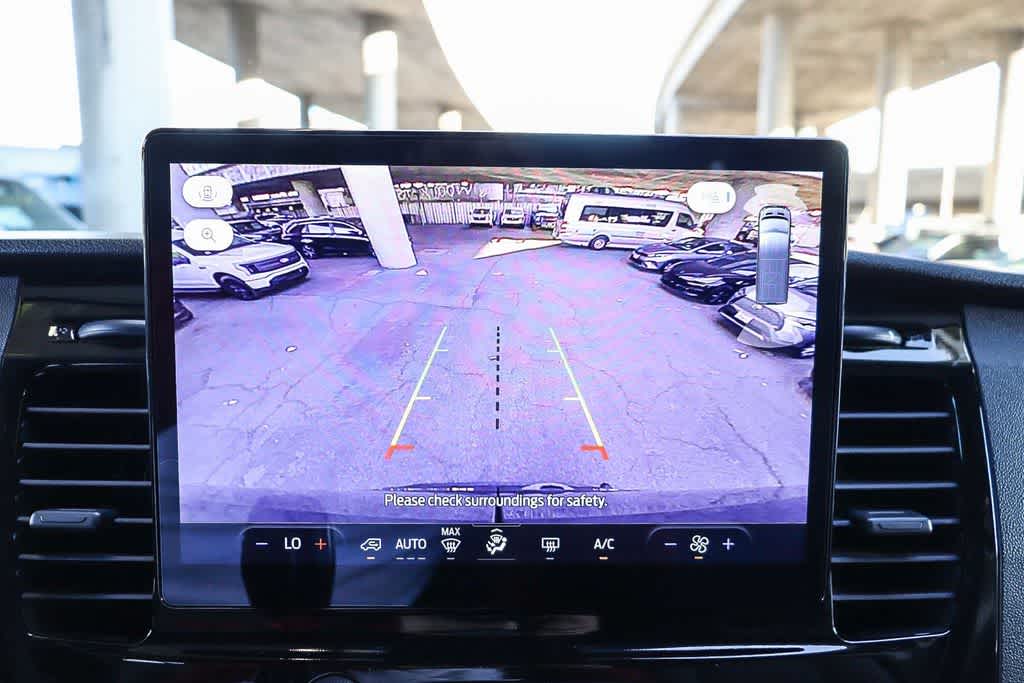 Thumbnail: 2024 Ford Econoline - 27