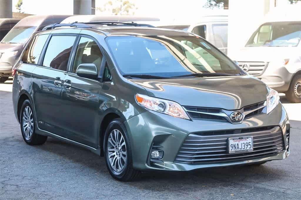 Used 2020 Toyota Sienna XLE Premium 8 Passenger Van