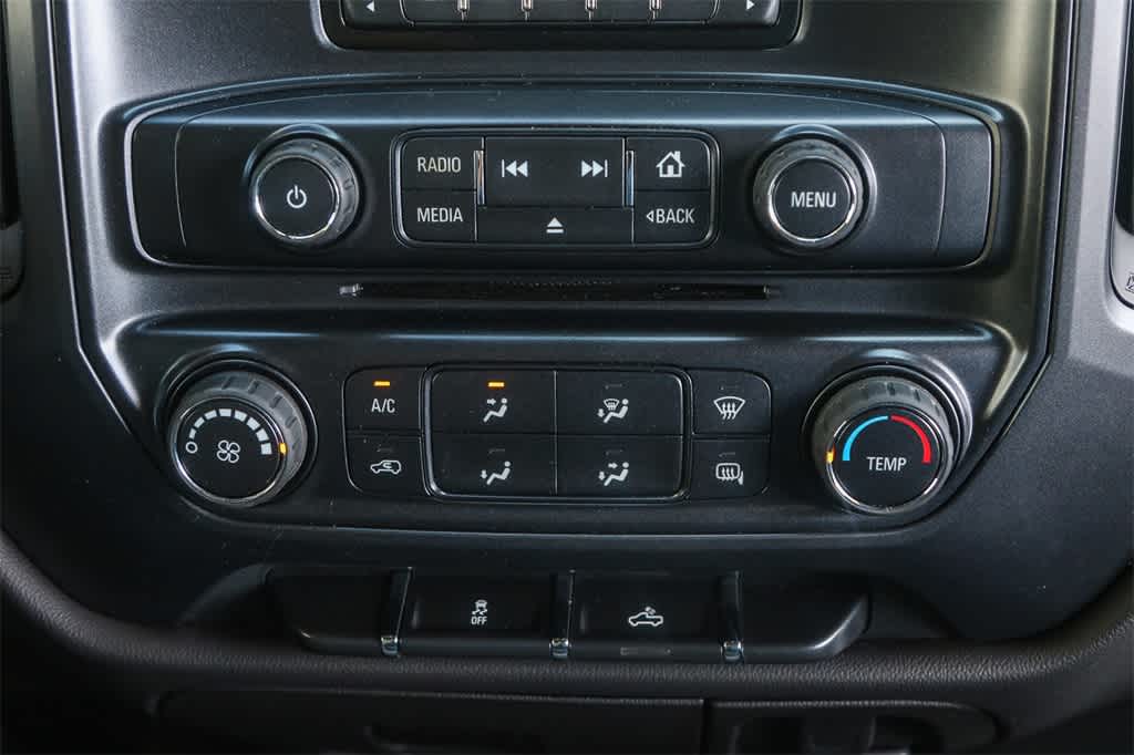 Thumbnail: 2015 Chevrolet Silverado 1500 - 14