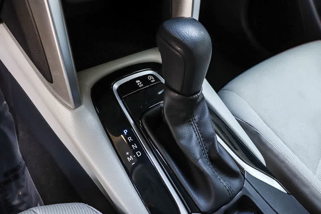 Thumbnail: 2023 Toyota Corolla Cross - 18