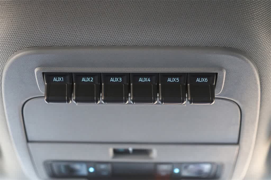 Thumbnail: 2026 Ford F-450 - 27