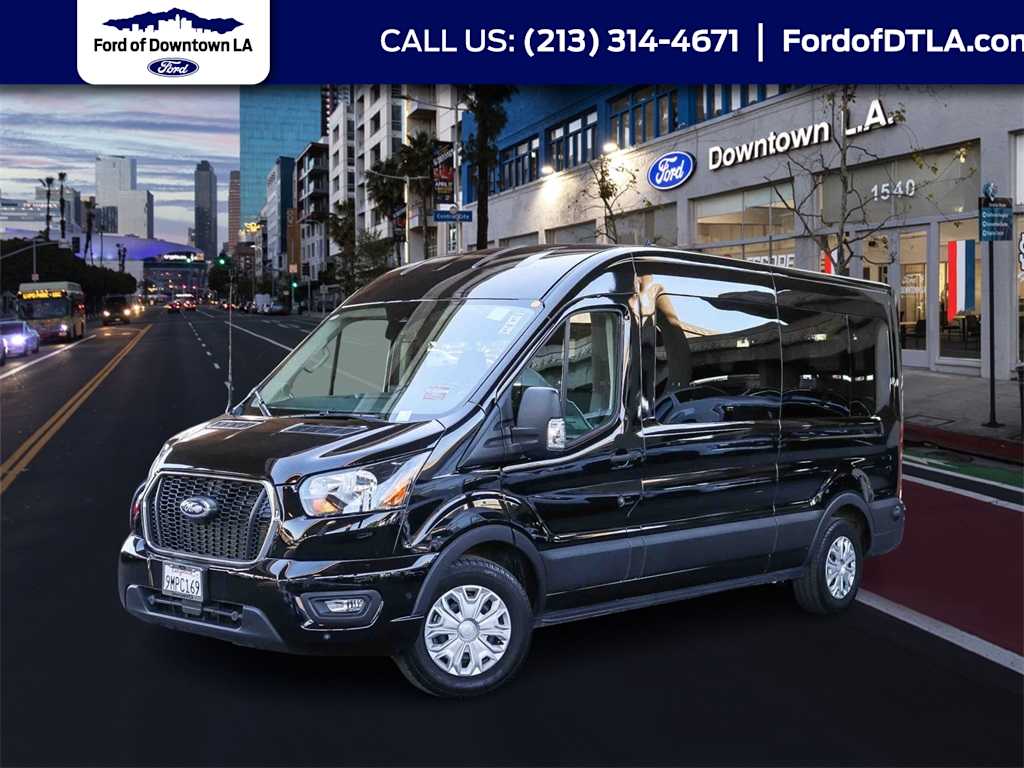 2024 Ford Transit-350 Furgón de pasajeros de techo medio 
