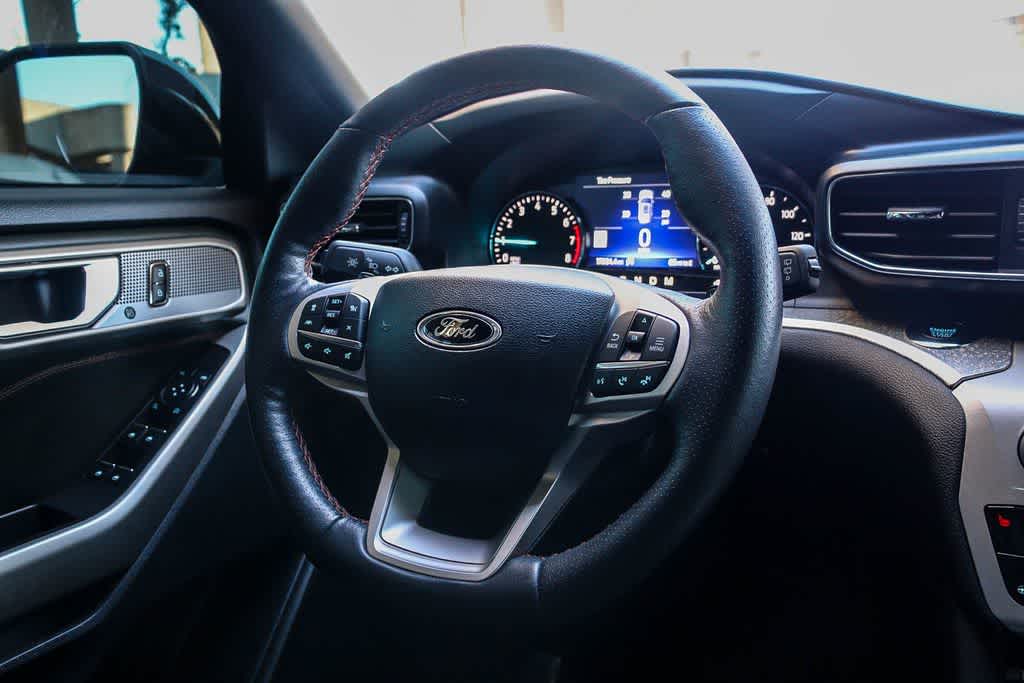 Thumbnail: 2023 Ford Explorer - 16