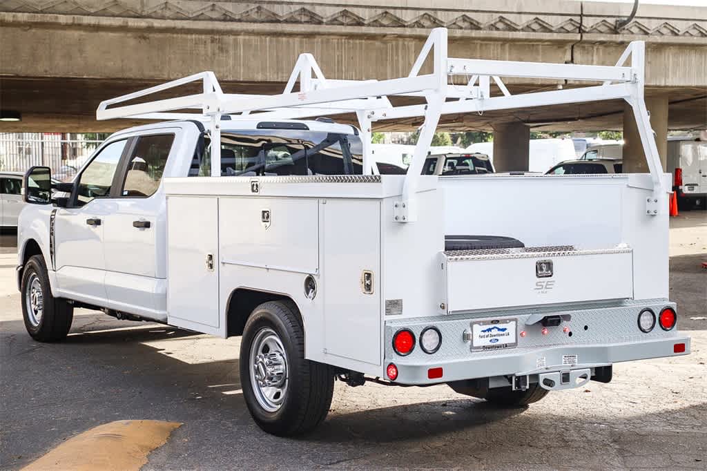 Thumbnail: 2026 Ford F-350 - 9