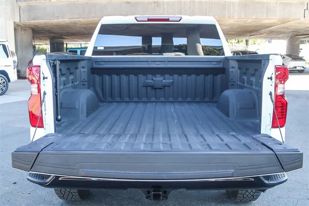 Thumbnail: 2025 Chevrolet Silverado 1500 - 26