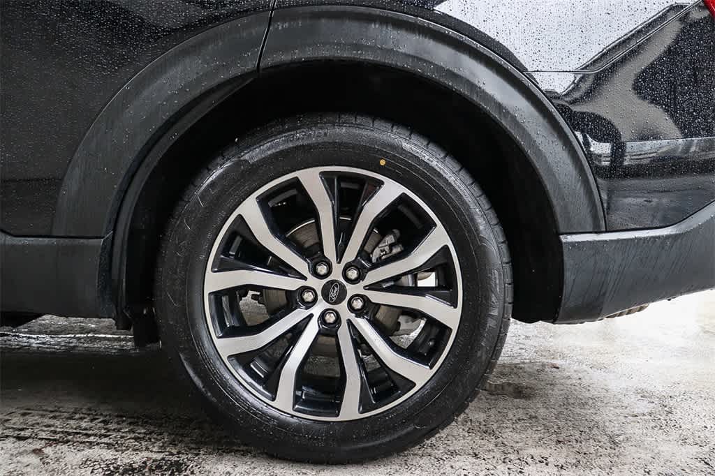 Thumbnail: 2022 Ford Explorer - 10