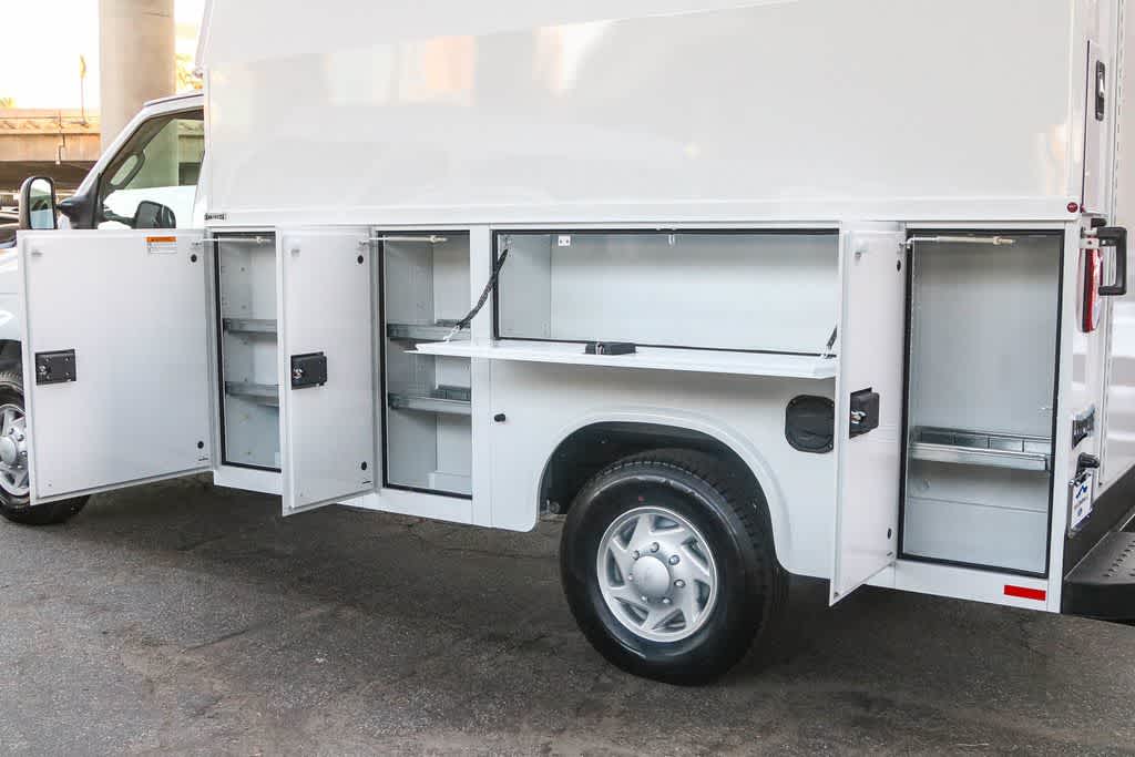 Thumbnail: 2026 Ford Econoline - 13