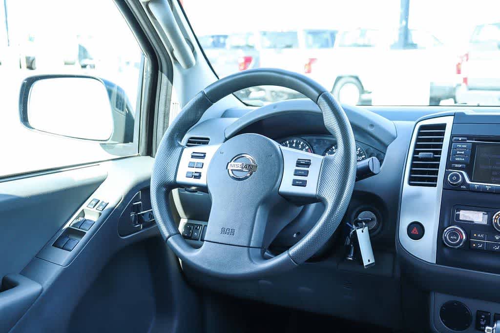 Thumbnail: 2015 Nissan Frontier - 14