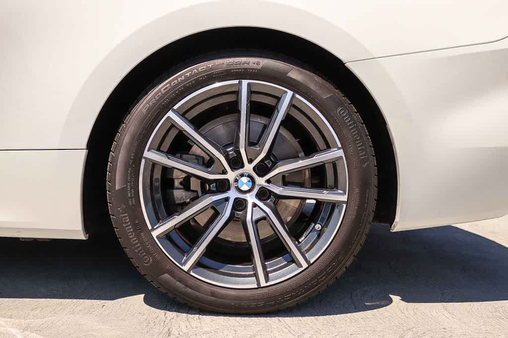 Thumbnail: 2026 BMW 4 Series - 15