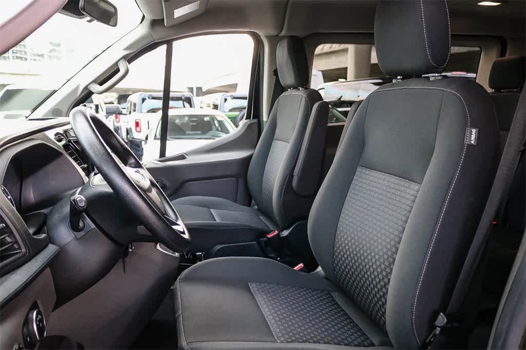 Thumbnail: 2023 Ford Econoline - 18