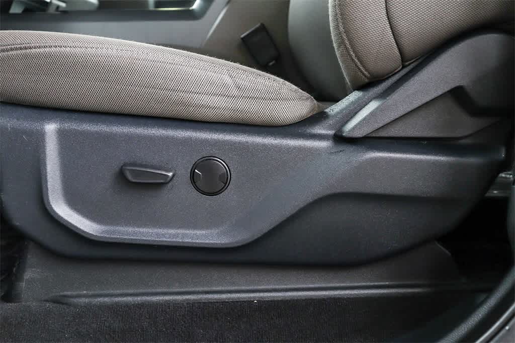 Thumbnail: 2022 Ford F-350 - 21