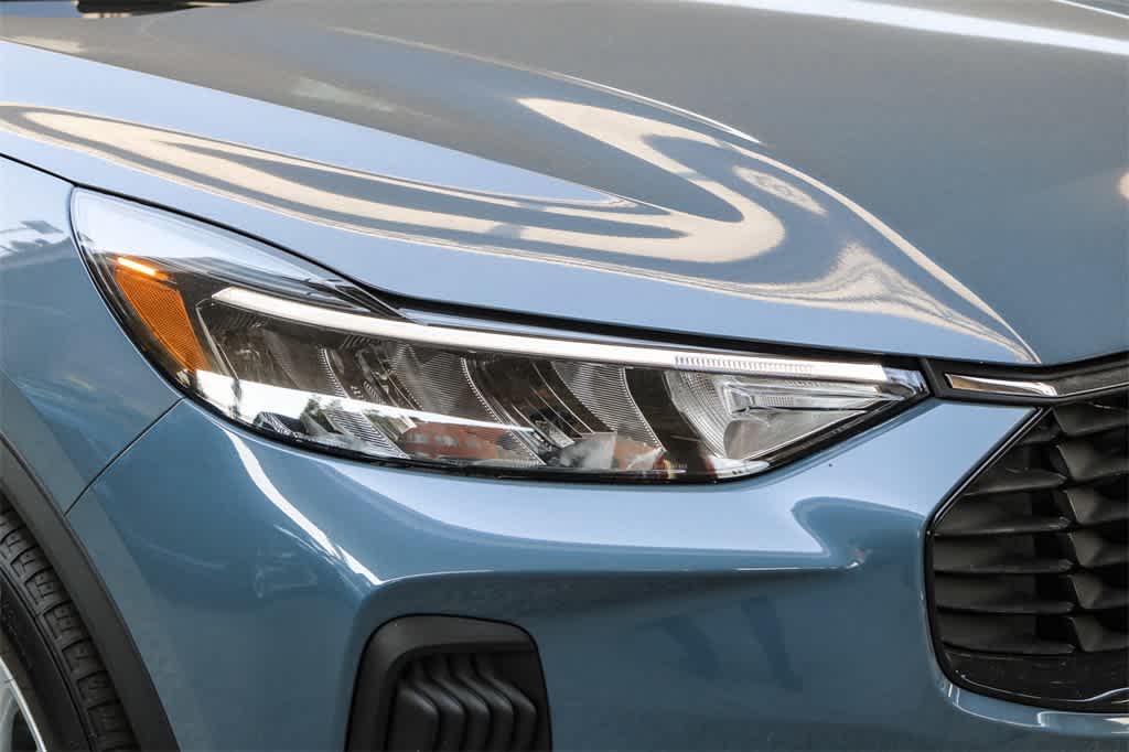Thumbnail: 2024 Ford Escape - 4