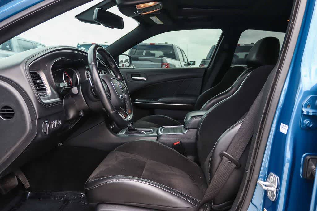 Thumbnail: 2022 Dodge Charger - 17