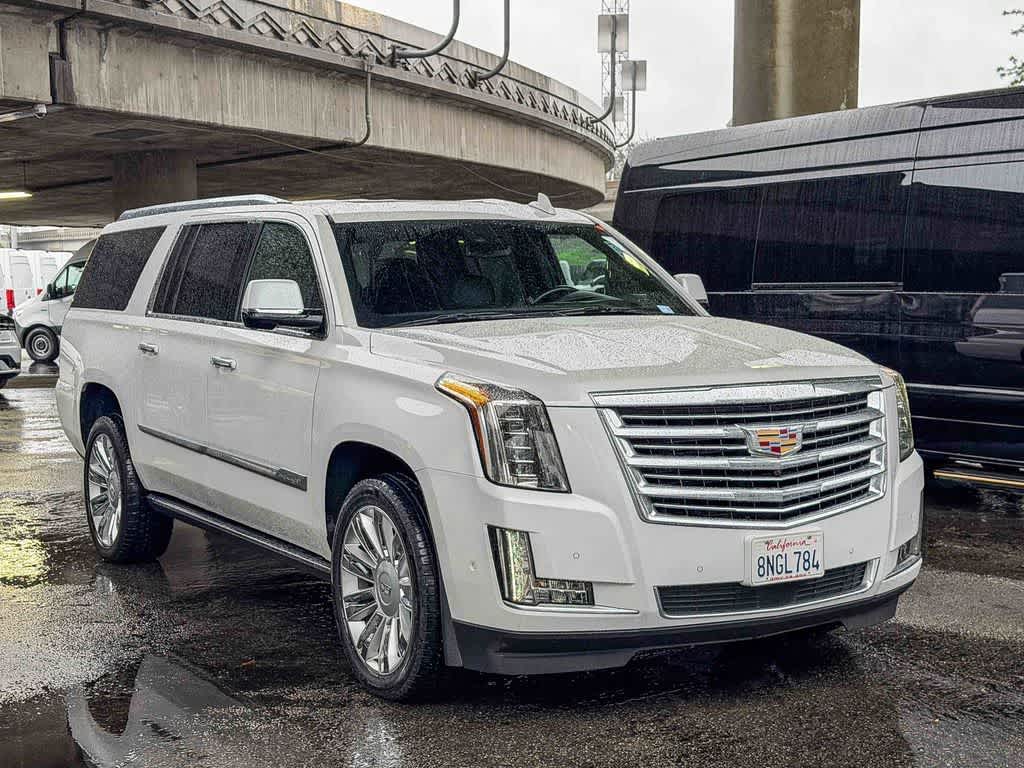 Thumbnail: 2020 Cadillac Escalade - 4