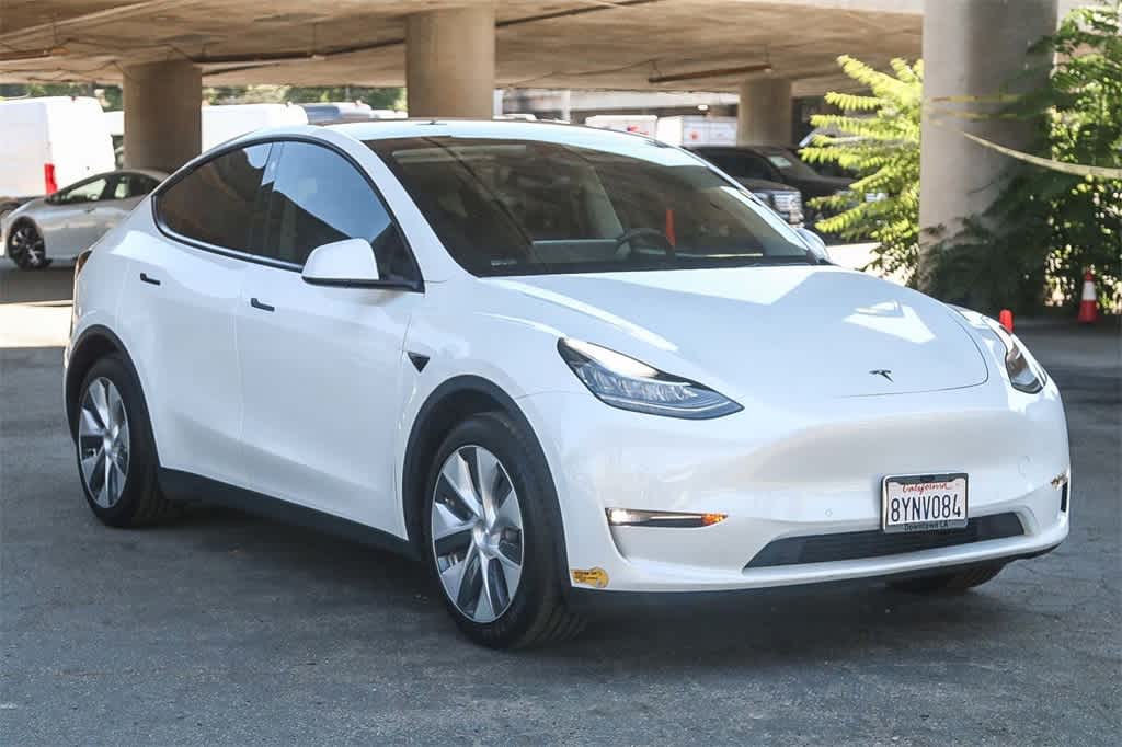 Thumbnail: 2021 Tesla Model Y - 3