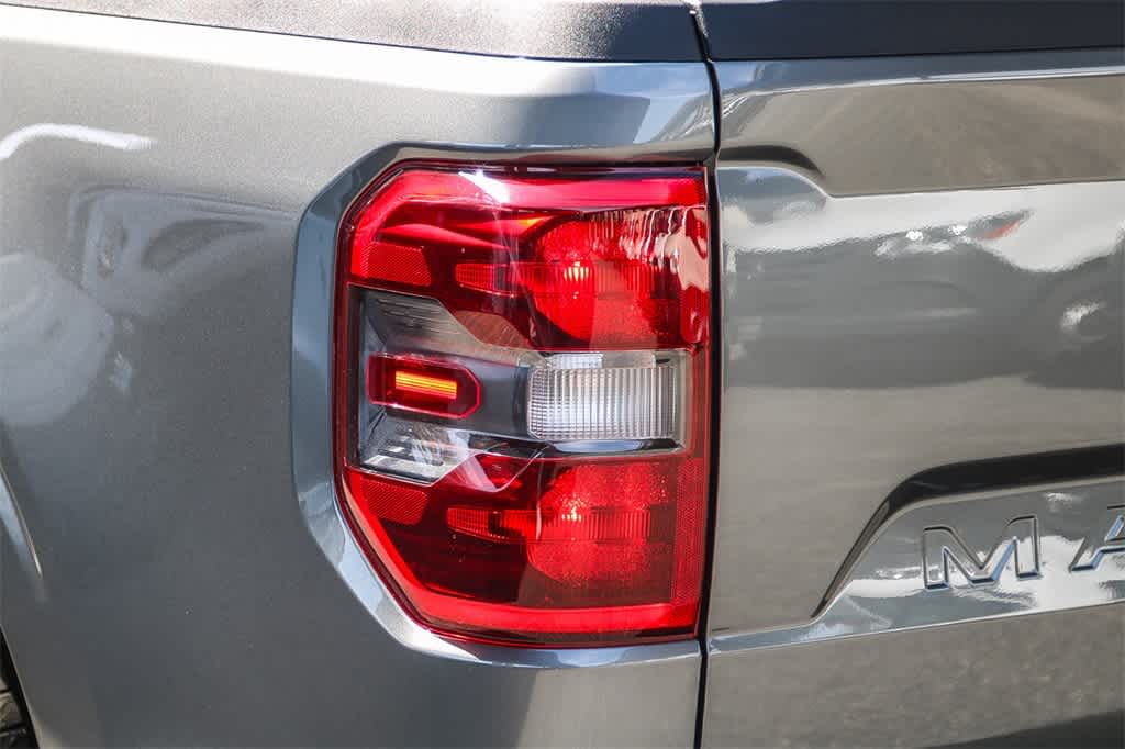 2025 Ford Maverick Lobo Standard