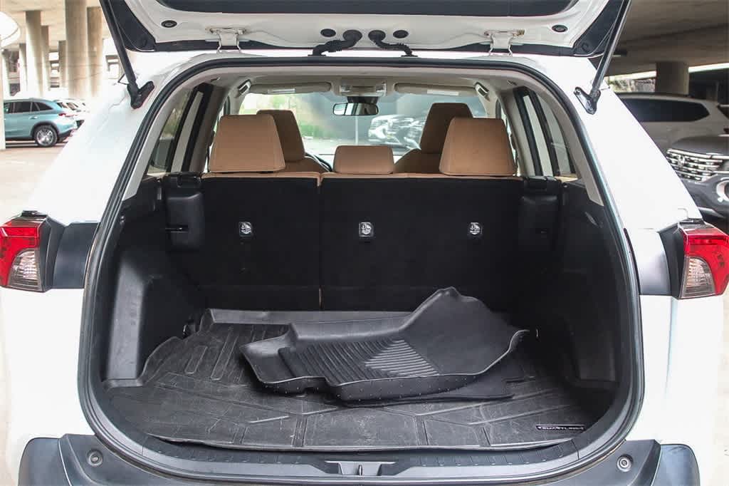 2021 Toyota RAV4 LE 25