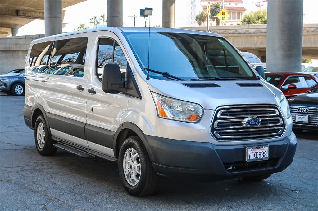 Ford Transit 150