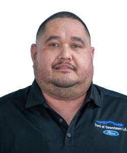 Staff member Luis Mata from ID_b426a72894d4