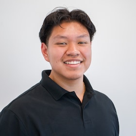 Staff member Kenny Diaz from ID_5dc7b4c47535