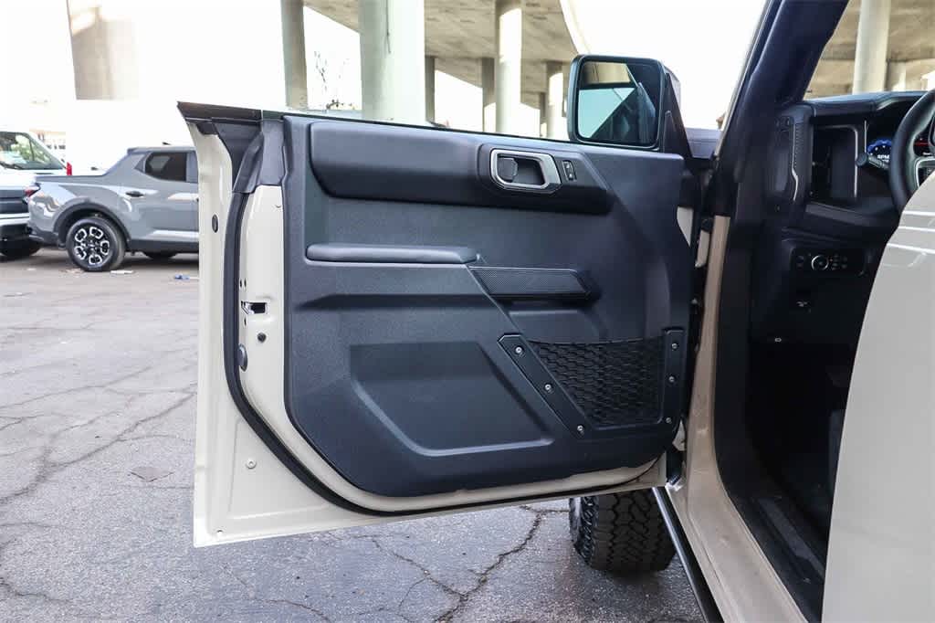 Thumbnail: 2025 Ford Bronco - 24