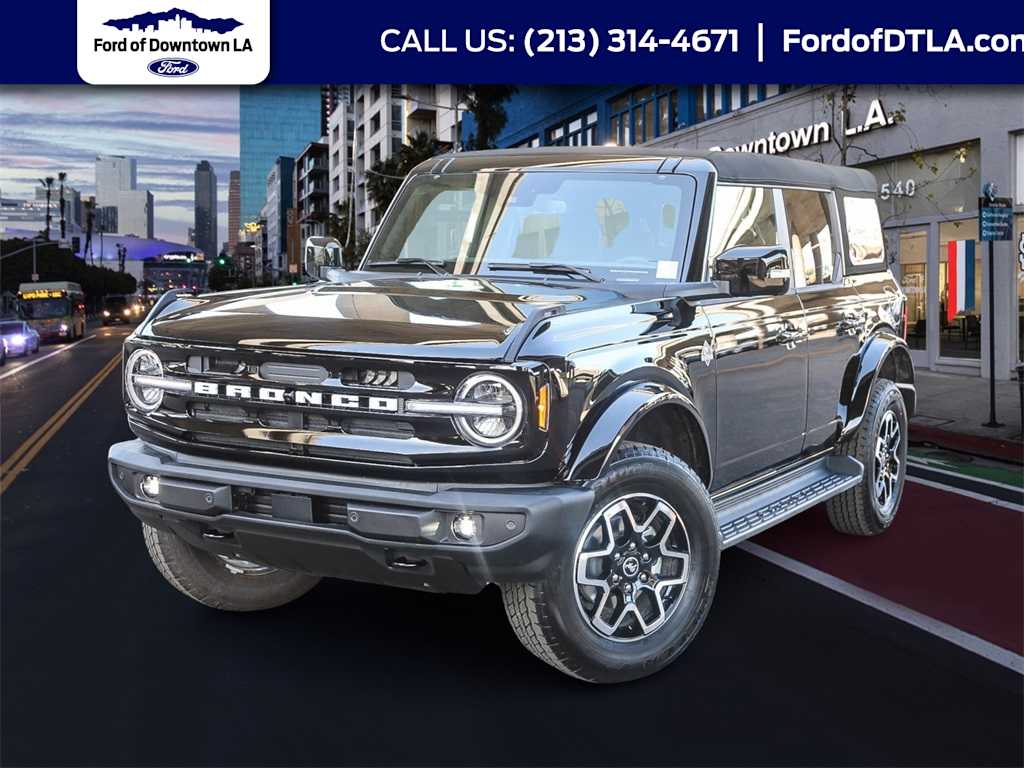 2025 Ford Bronco Outer Banks