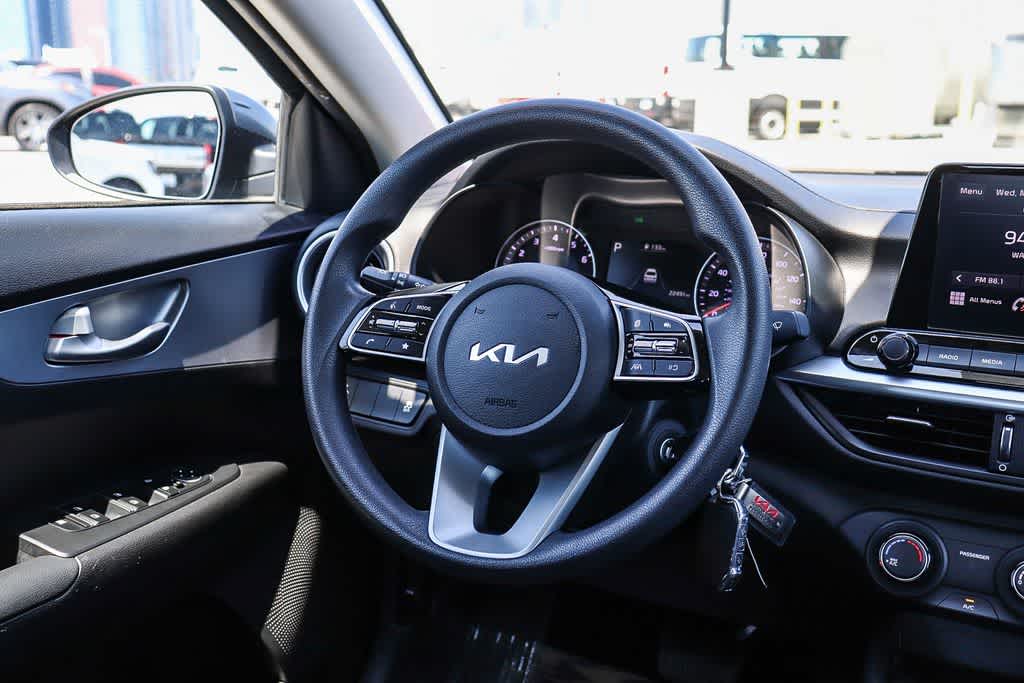 Thumbnail: 2023 Kia Forte - 14
