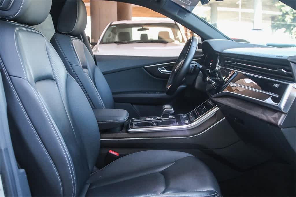 Thumbnail: 2019 Audi Q8 - 17