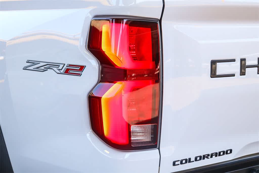 Thumbnail: 2024 Chevrolet Colorado - 10