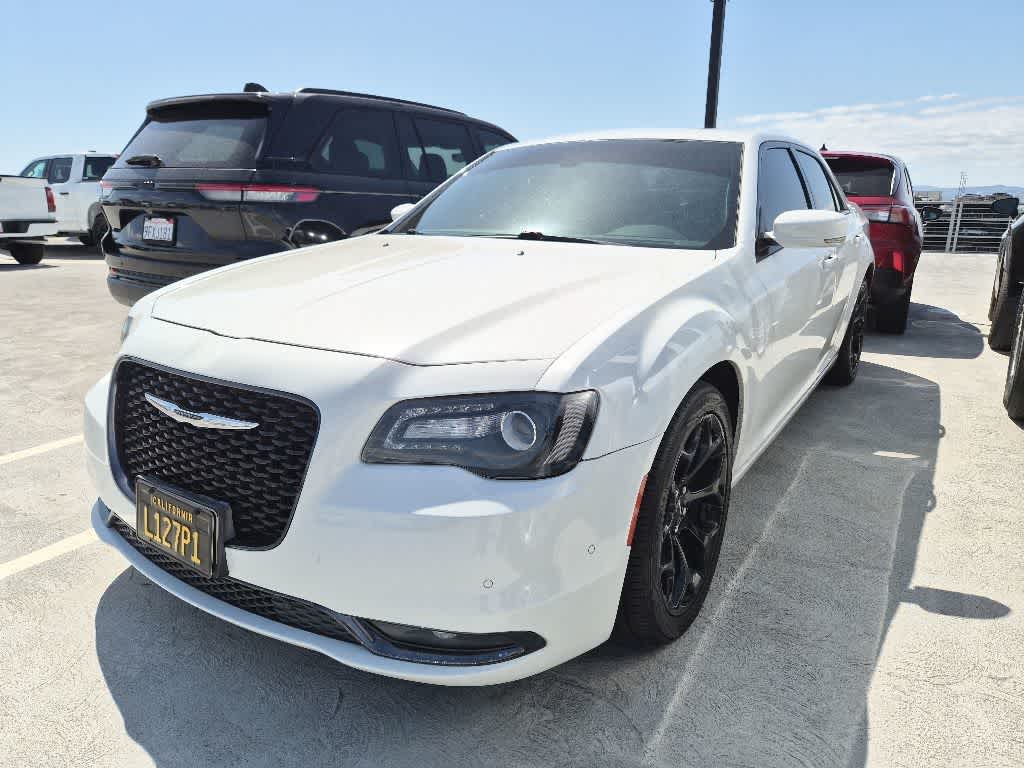 2016 Chrysler 300 S
