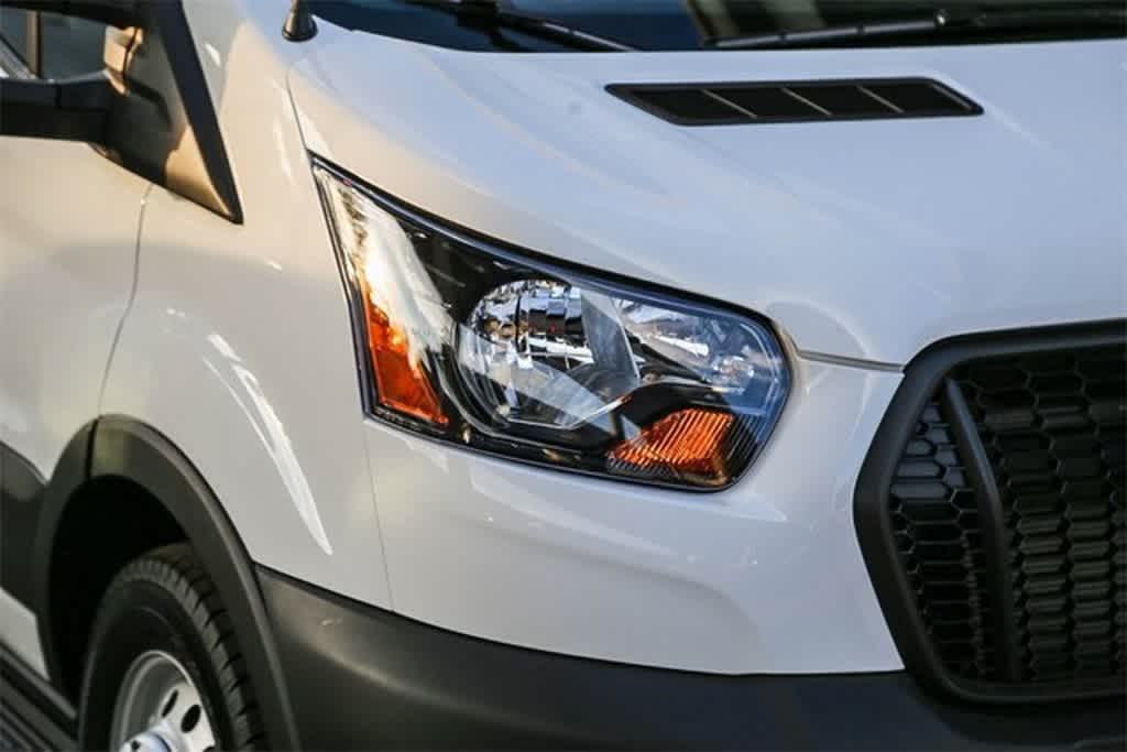 Thumbnail: 2024 Ford Transit Series - 4