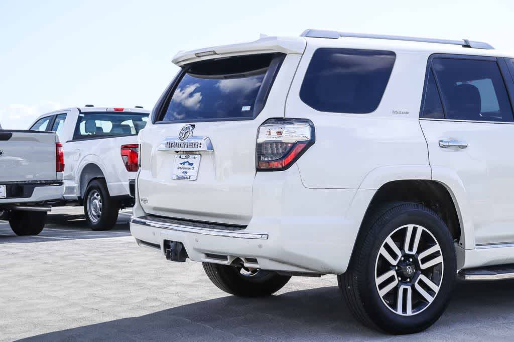 Thumbnail: 2018 Toyota 4Runner - 8