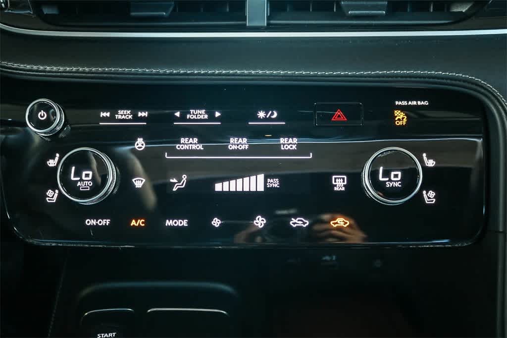 Thumbnail: 2023 INFINITI QX60 - 14