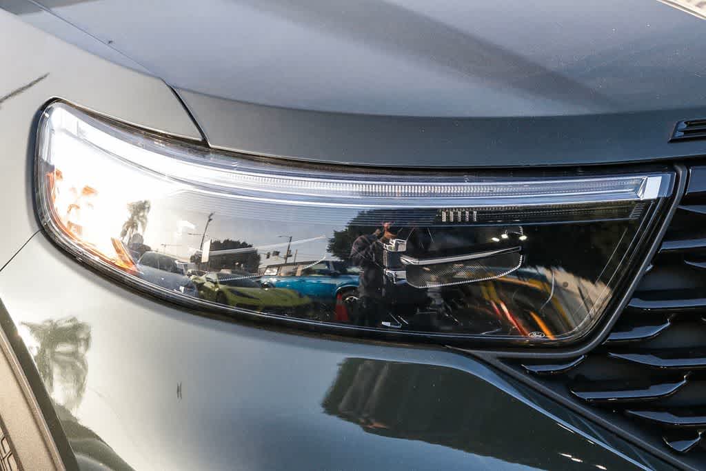 Thumbnail: 2023 Ford Explorer - 4