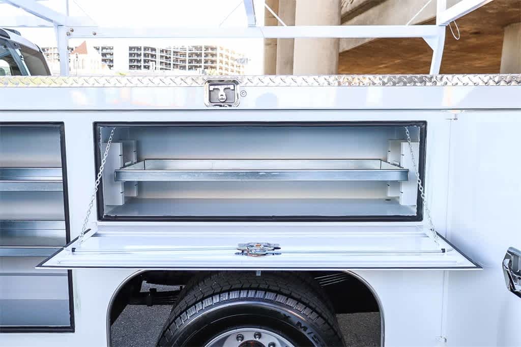 Thumbnail: 2026 Ford F-350 - 33