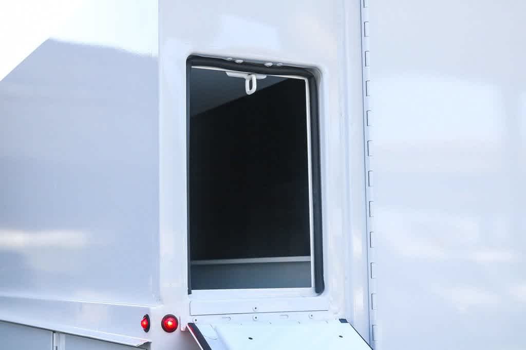 2026 Ford E-Series Cutaway Base - Photo 13