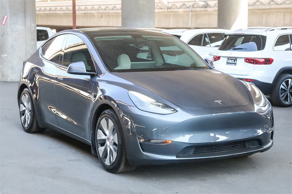 Thumbnail: 2022 Tesla Model Y - 3