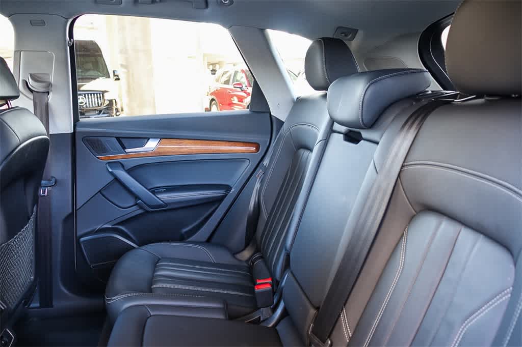 Thumbnail: 2023 Audi Q5 - 20