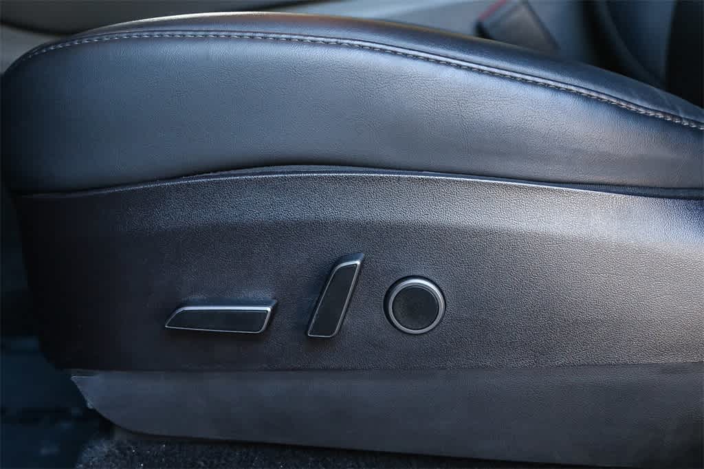 Thumbnail: 2022 Tesla Model Y - 20