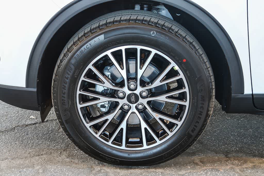 Thumbnail: 2025 Ford Escape - 11