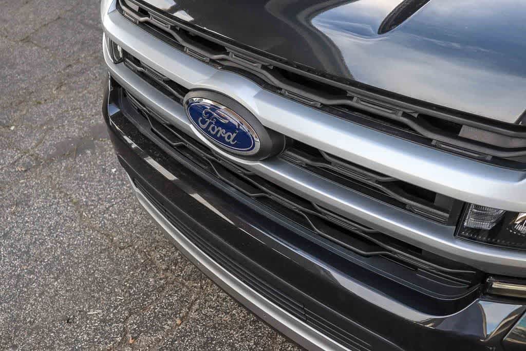 Thumbnail: 2022 Ford Expedition - 8